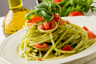 Pâtes et pesto de roquette